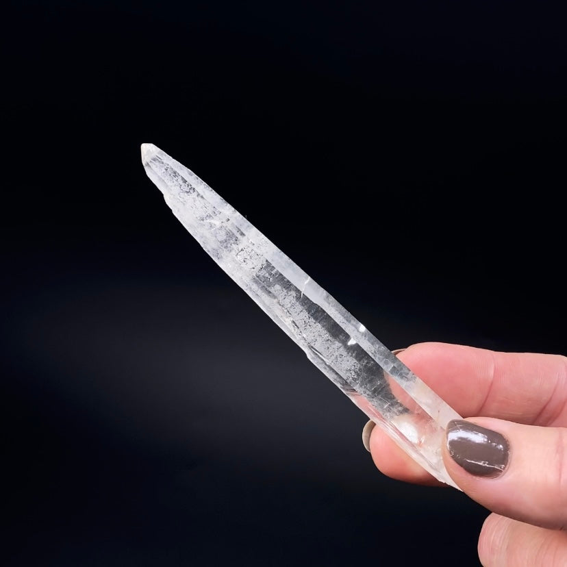 Tapered Laser Quartz Crystal with Macromosaic Markings, Corinto, Minas Gerais, Brazil