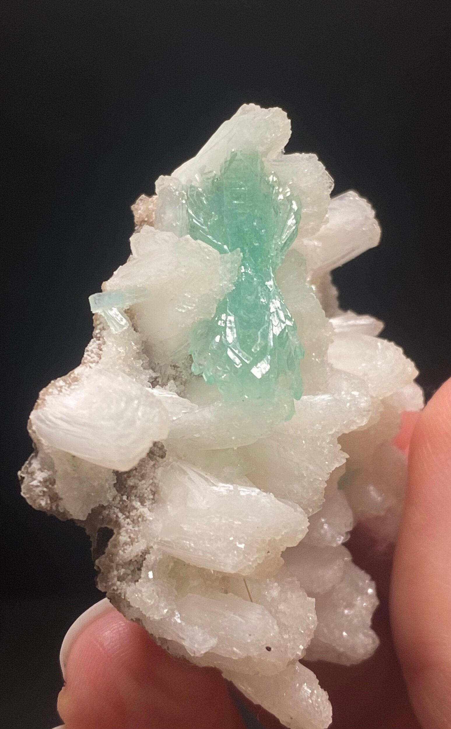 Gorgeous Green Apophyllite Bow-Tie with Stilbite on Basalt Matrix