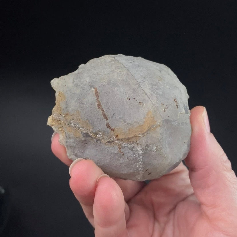 Complete Amethyst Geode from Maharashtra, India