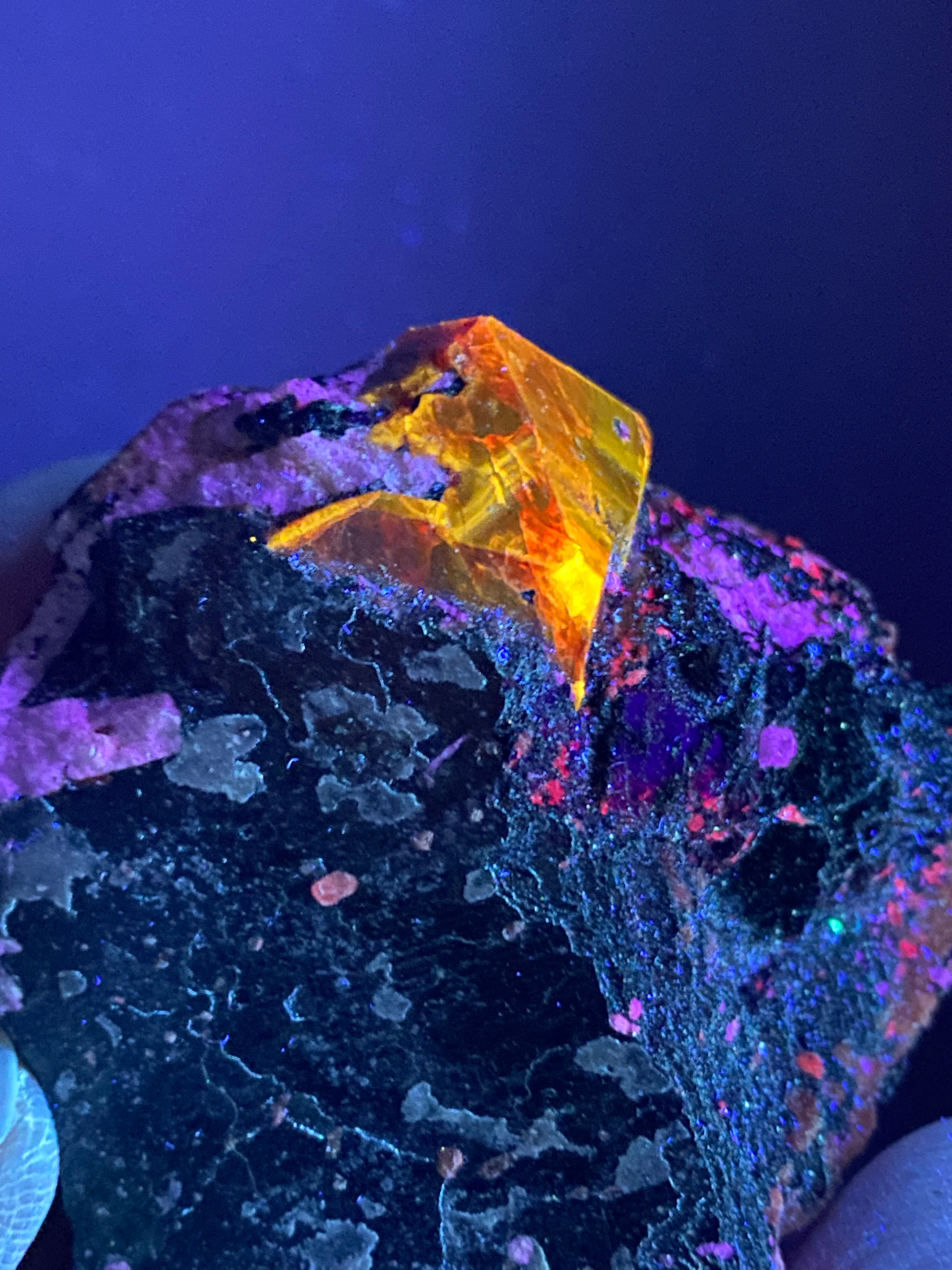 Zircon Crystal with Fluorescent Apatite Inclusions, on Biotite Matrix, Astore Valley, Pakistan