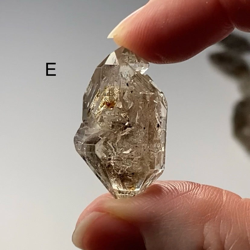 Large Petroleum Quartz Crystal with Fluorescence, Balochistan, Pakistan