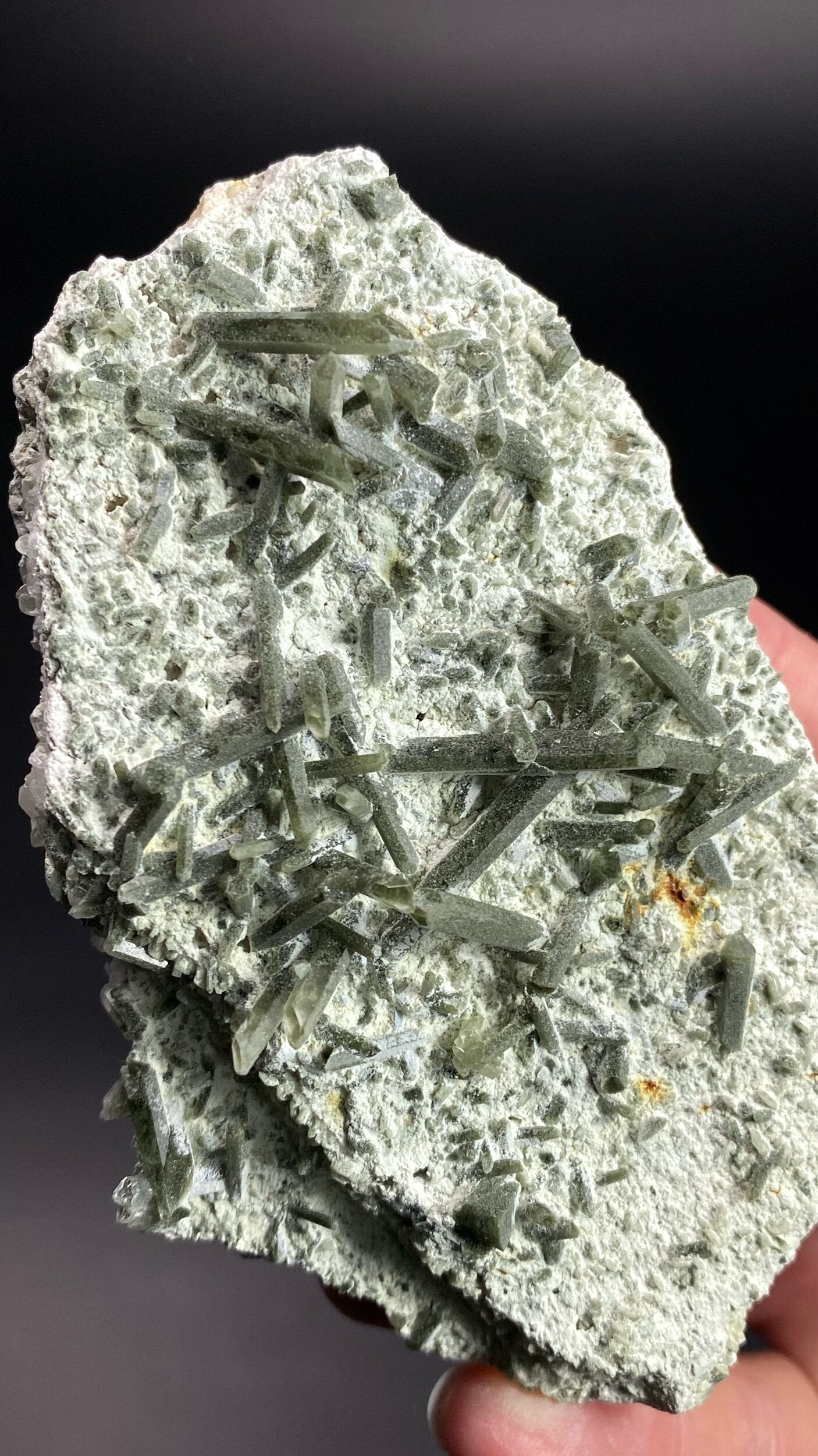 Chlorite Included Quartz Needle - Like Crystals on Matrix