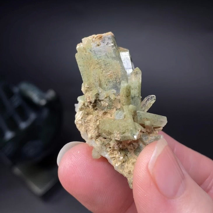 Chlorite Included Quartz Cluster