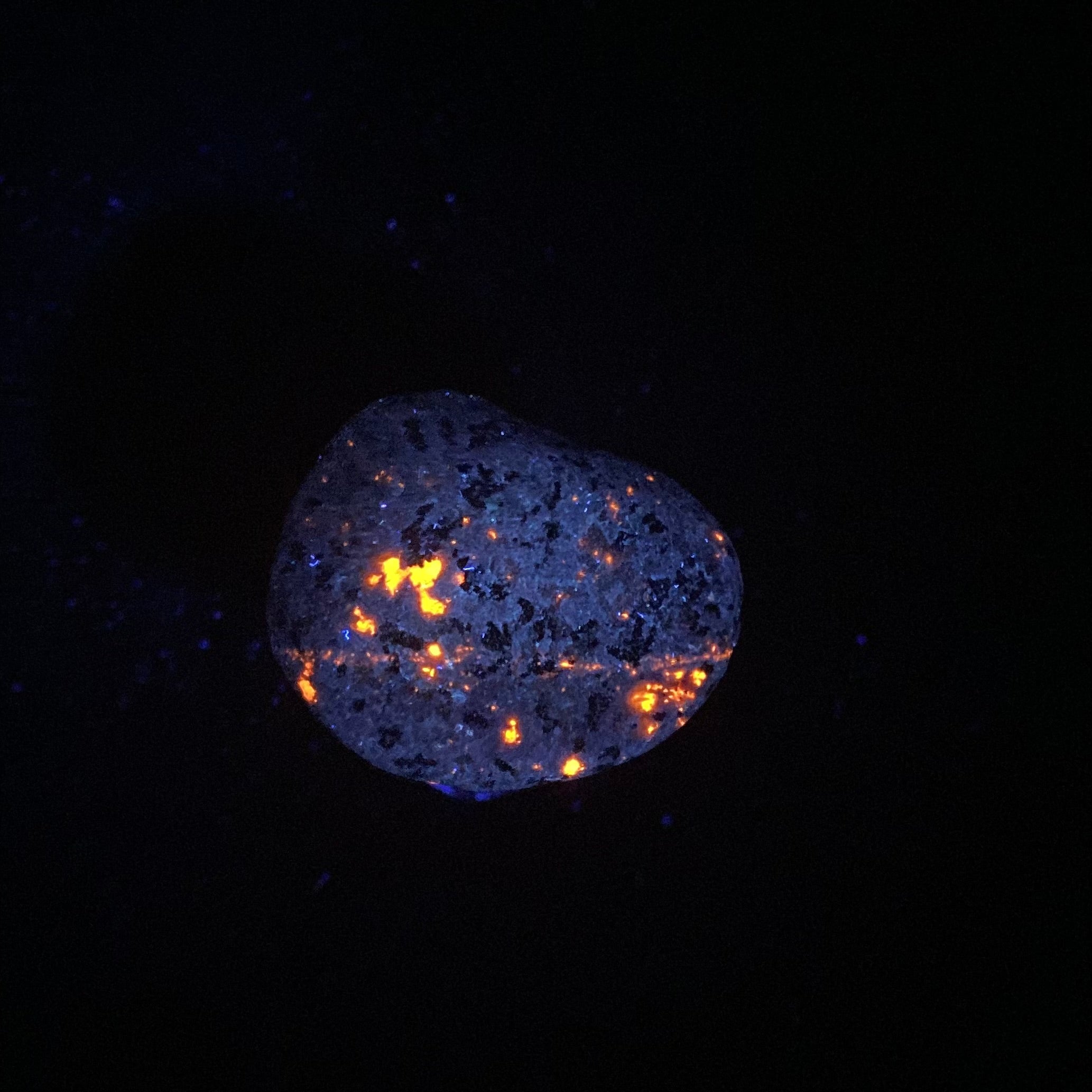 Yooperlite Fluorescent Sodalite with Syenite Yooper Stone