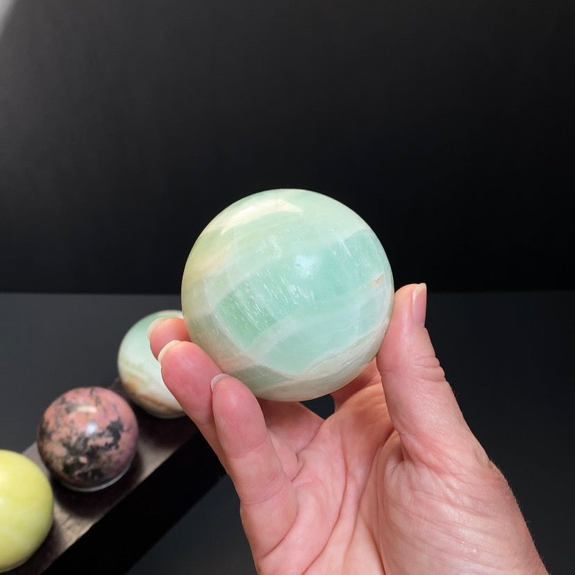 Caribbean Calcite Aragonite 64 mm Sphere
