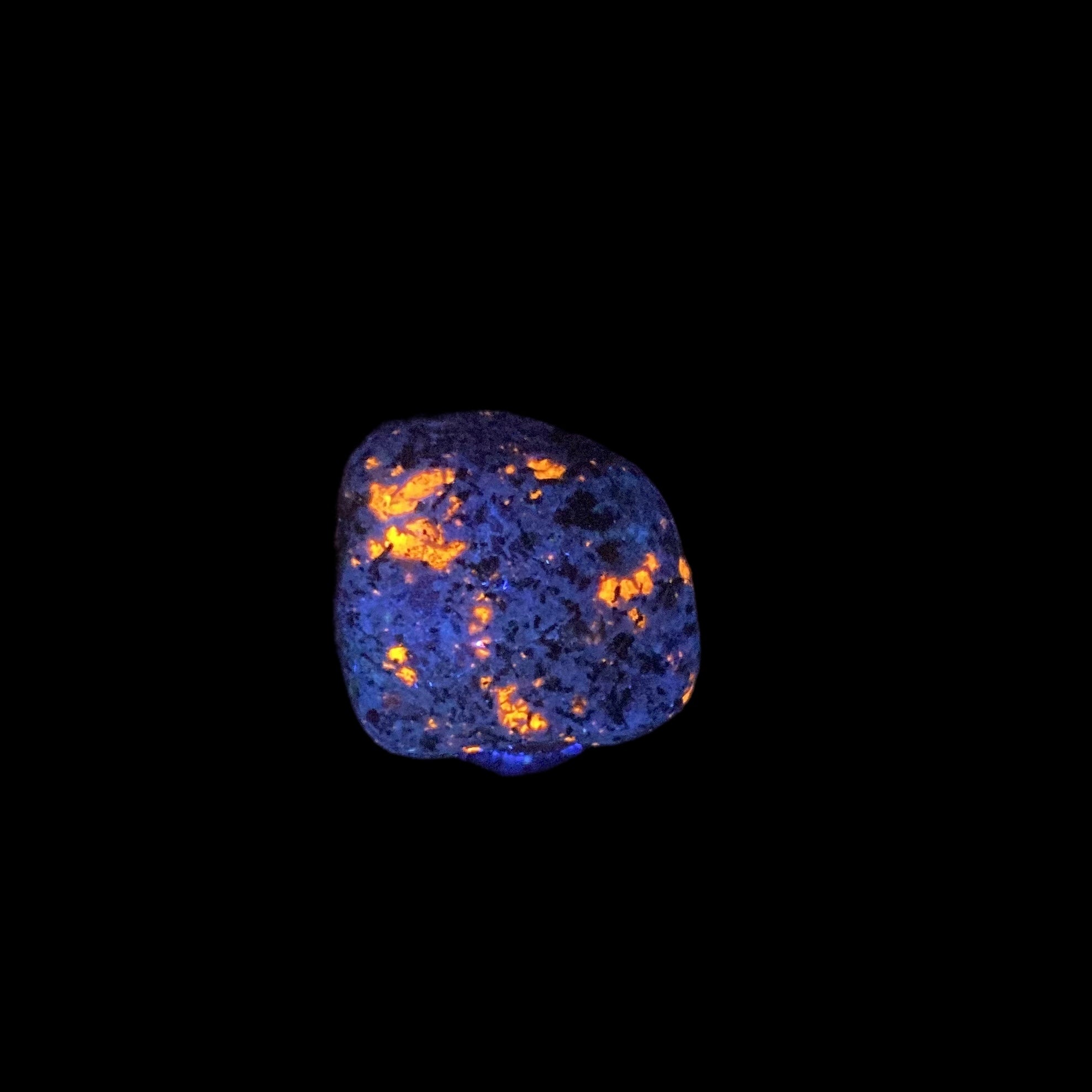 Yooperlite Fluorescent Sodalite with Syenite Yooper Stone