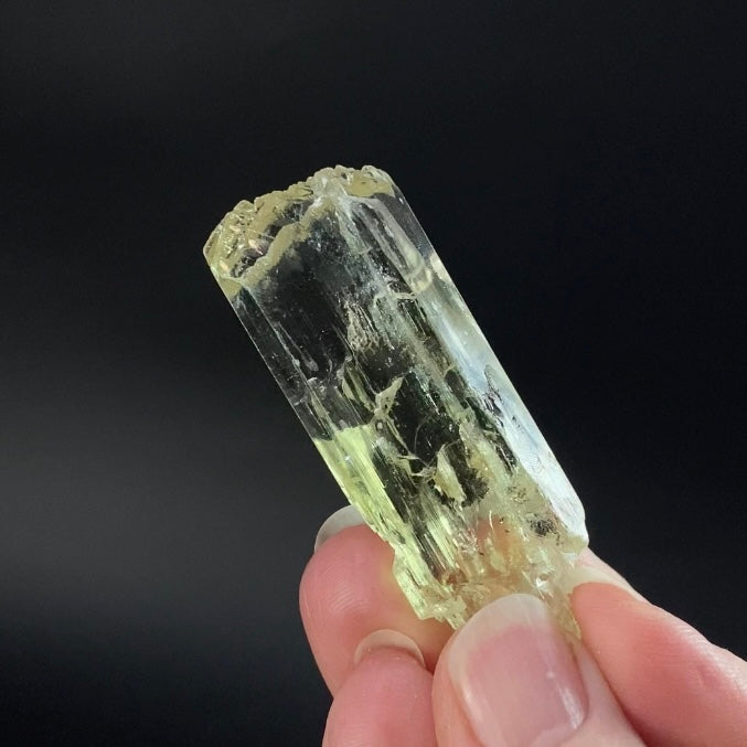 Grade A Yellow Triphane Spodumene Crystal Yellow Kunzite