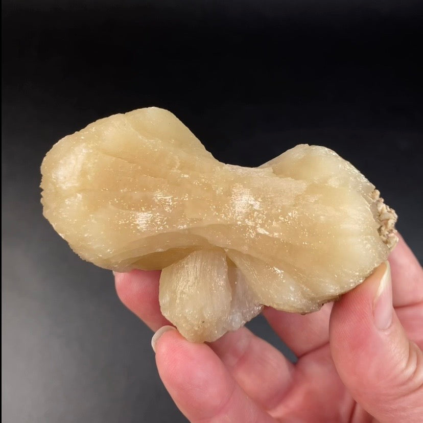 Peach Stilbite Bow Tie Cluster