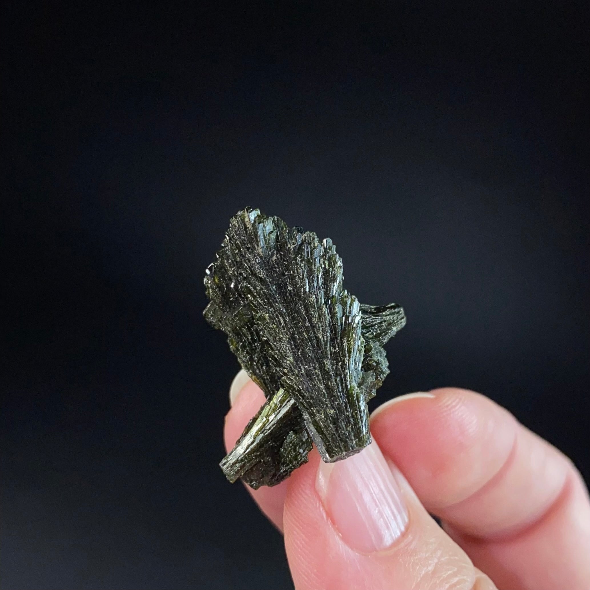 ONE Epidote Fan Crystal Cluster from Kharan, Balochistan, Pakistan