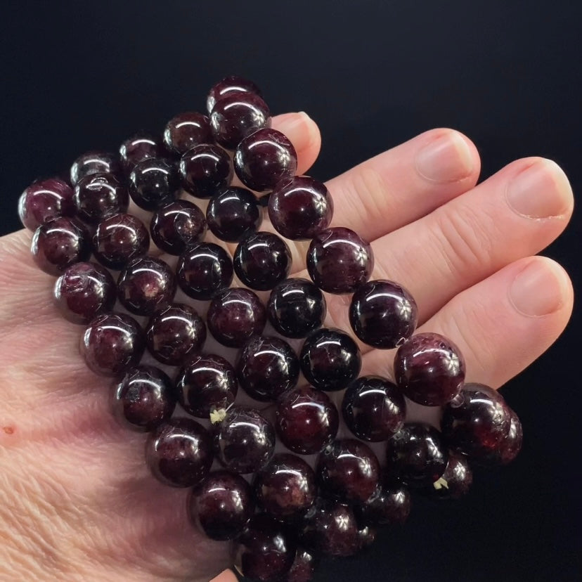 Red Wine Color Garnet Bead Stretch Bracelet