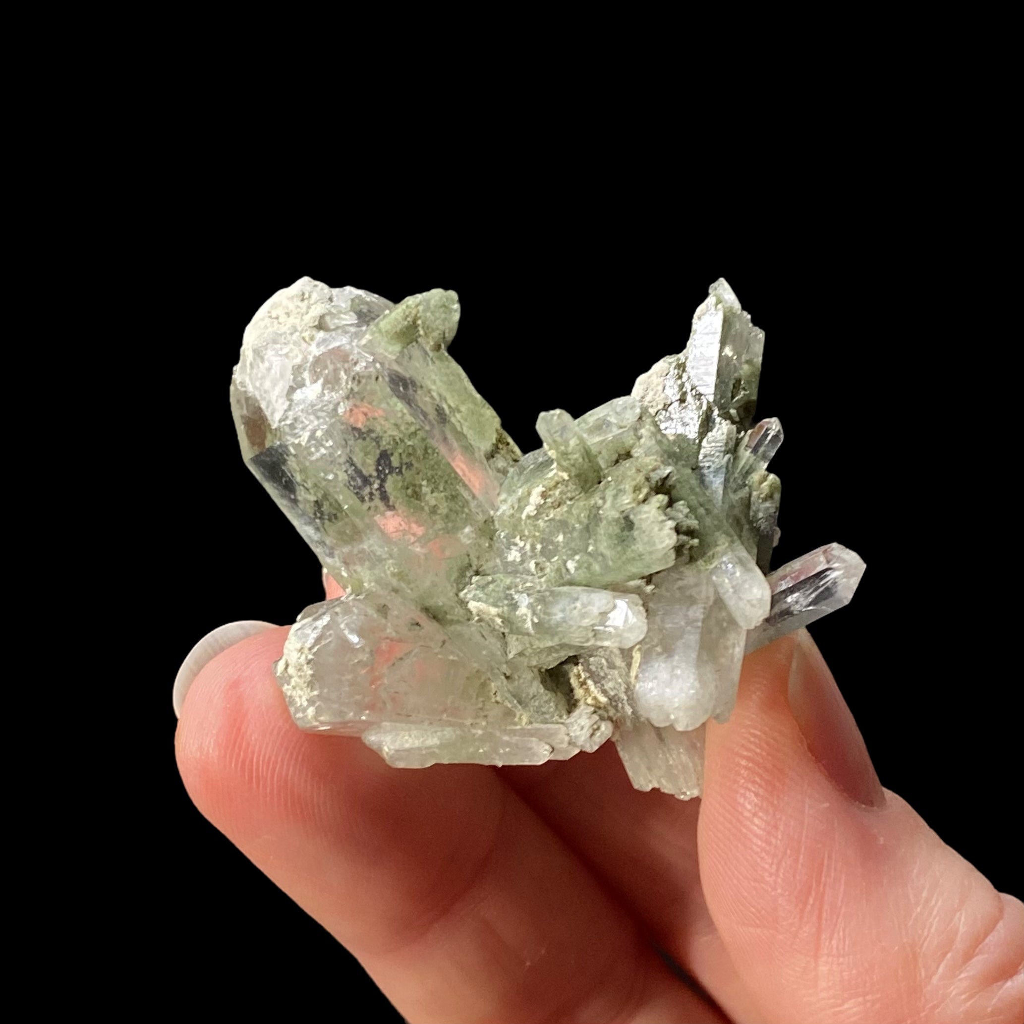 Chlorite Included Quartz Cluster