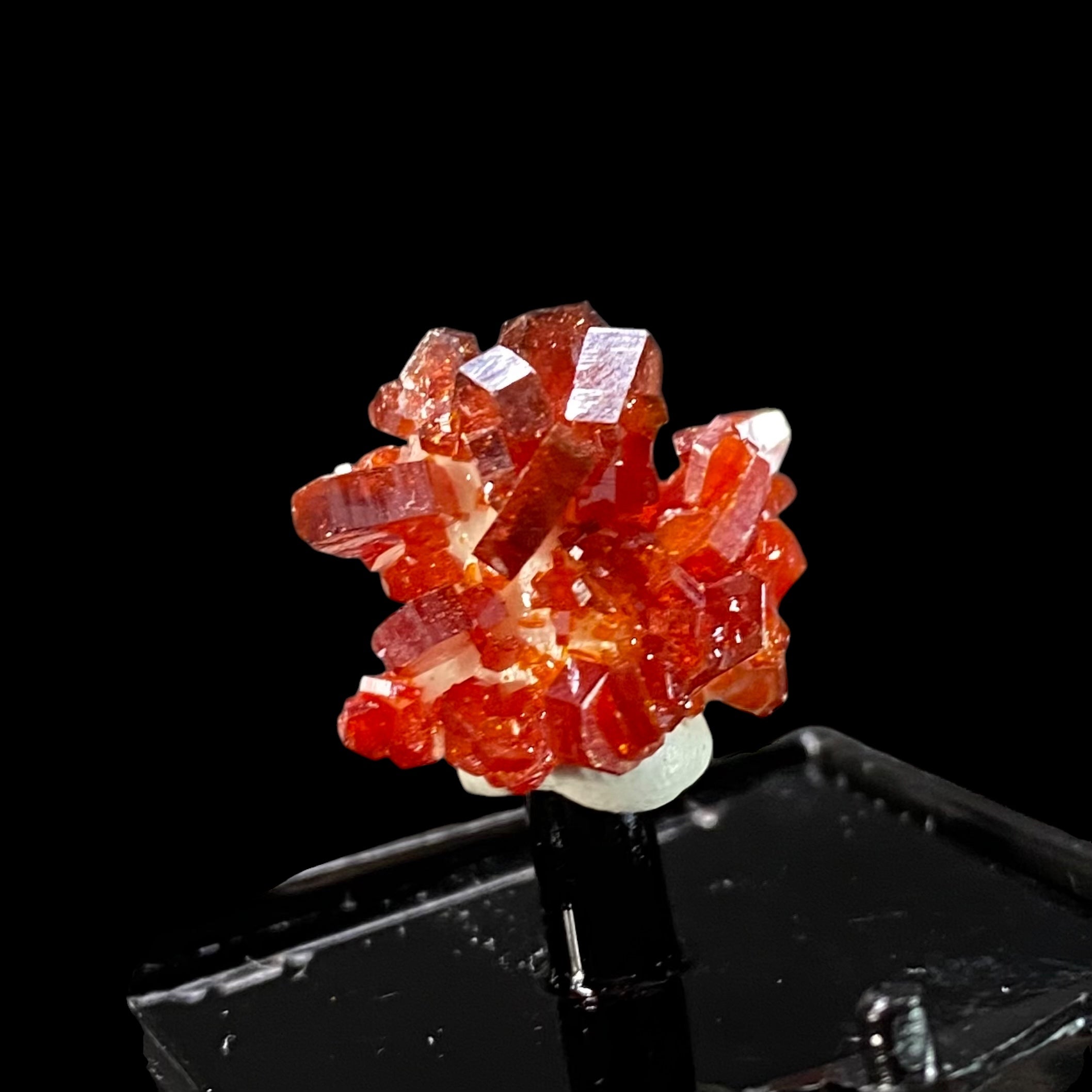 Gemmy Vanadinite Thumbnail Size Cluster in Perky Box