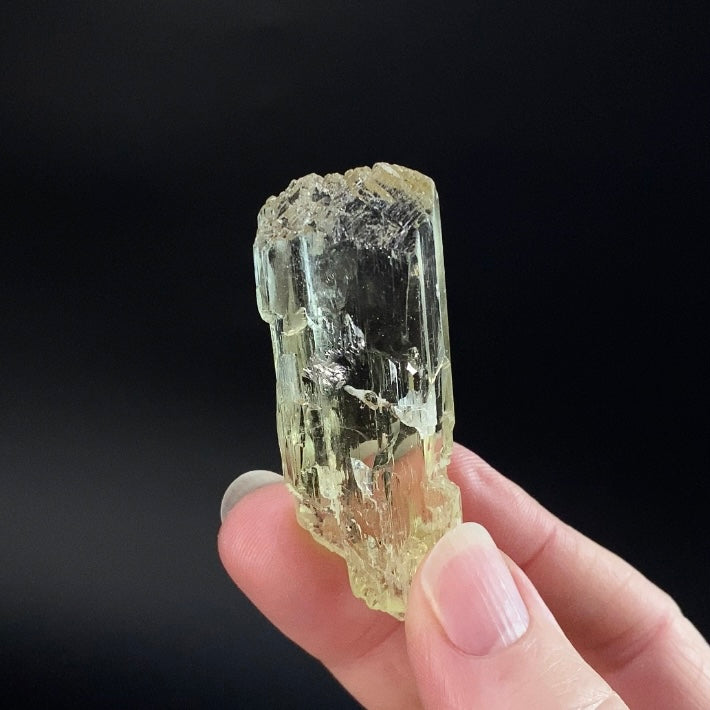 Grade A Yellow Triphane Spodumene Crystal Yellow Kunzite
