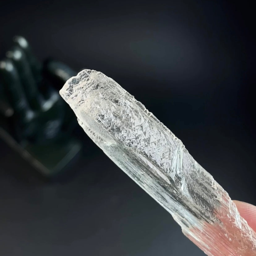 Natural Etched Spodumene Crystal Blade Clear Kunzite, Triphane from Minas Gerais, Brazil