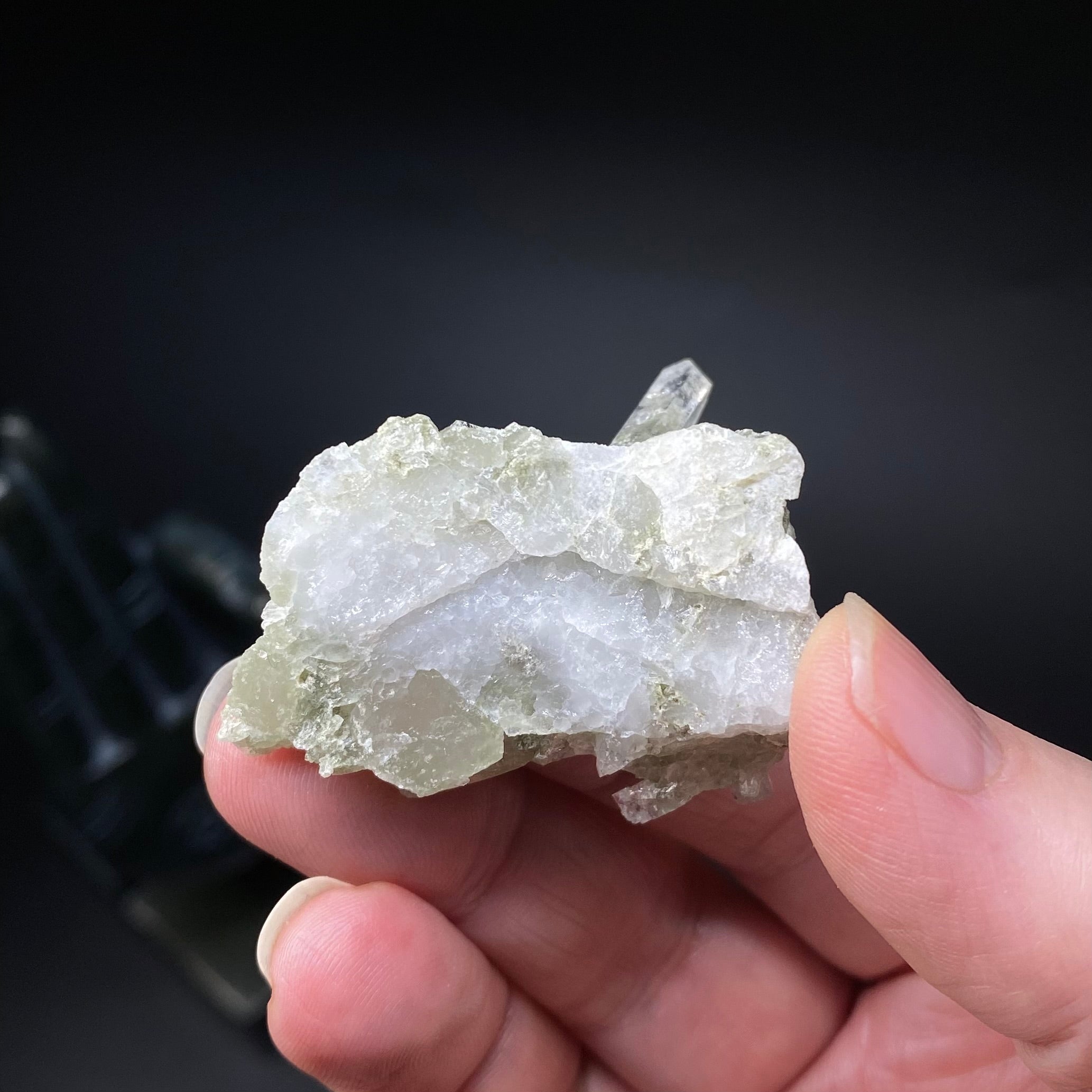 Chlorite Included Quartz Cluster