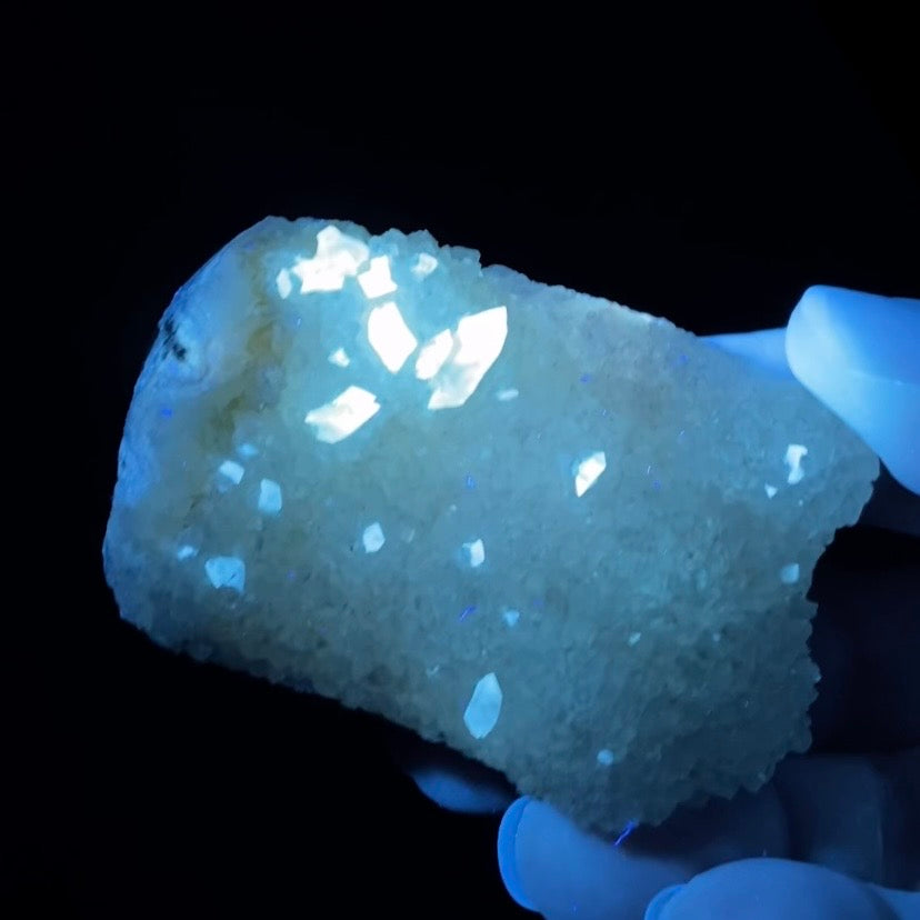 Phosphorescent Golden Honey Calcite Crystals on Druzy Quartz in Basalt Pocket