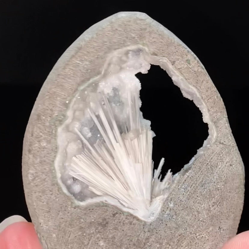 Radiating Scolecite Crystals with Quartz in Trimmed Basalt Pocket