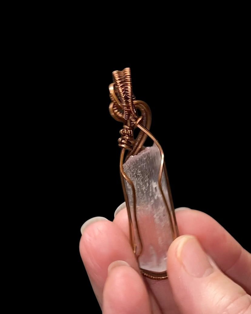 Spodumene var Kunzite & Copper Wire Wrapped Pendant