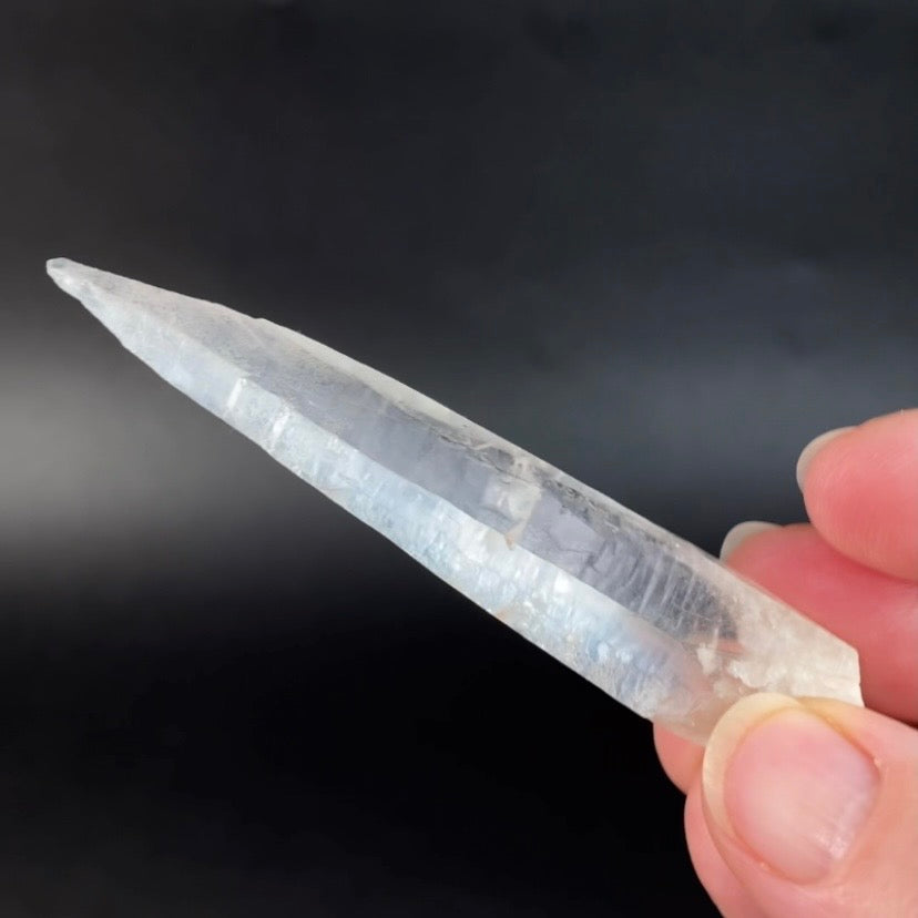 Tapered Laser Quartz Crystal with Macromosaic Markings, Corinto, Minas Gerais, Brazil
