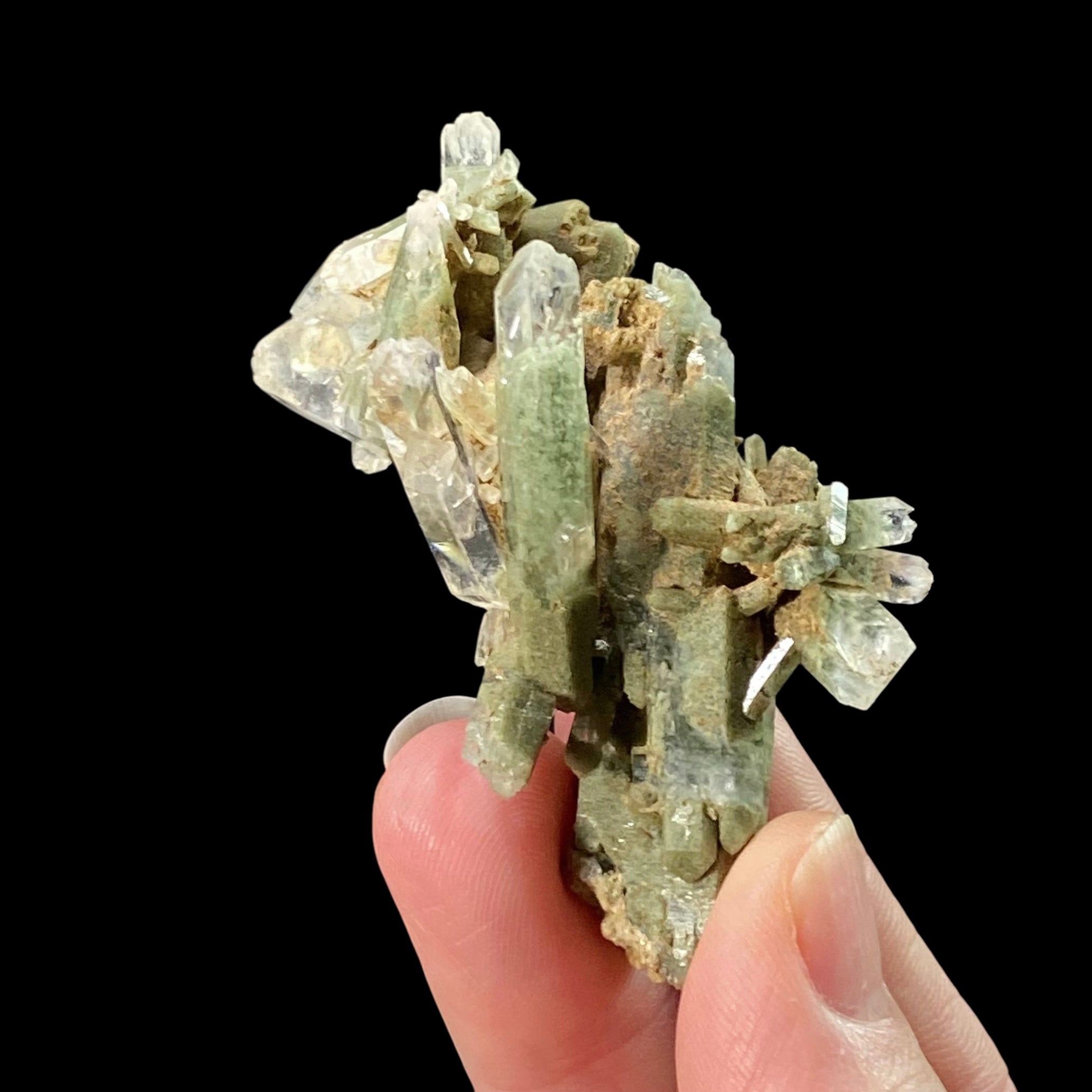 Chlorite Included Quartz Cluster