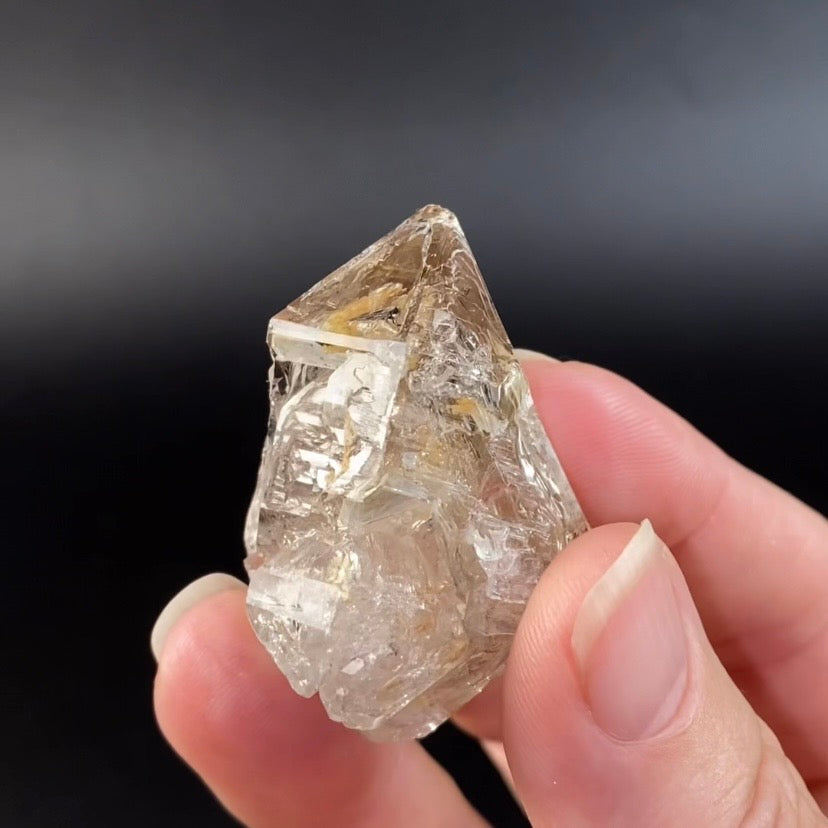 Double Terminated Fenster Window Quartz Crystal