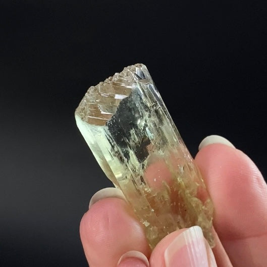 Grade A Yellow Triphane Spodumene Crystal Yellow Kunzite