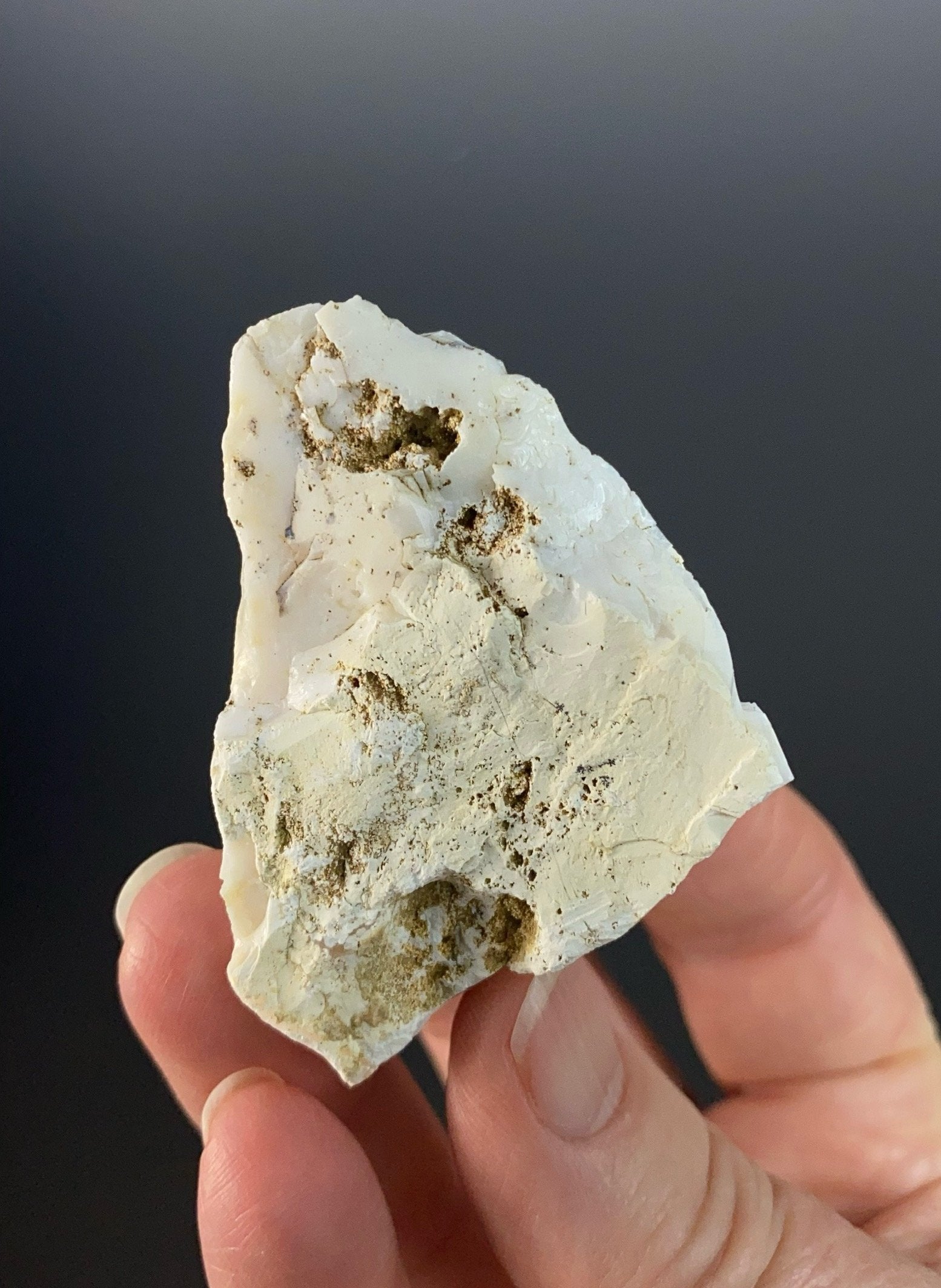 Fluorescent White Common Opal Rough Specimen from Turkey